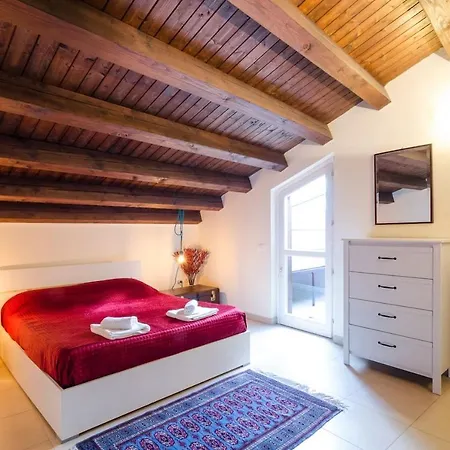 Santa Chiara 9 Apartment Palermo