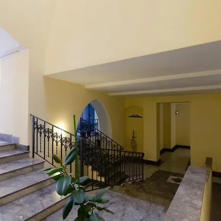 Santa Chiara 9 パレルモ